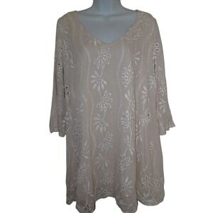 Lulus Womens Dress Size S Beige Floral‎ Eyelet Bell Sleeve V Neck Mini